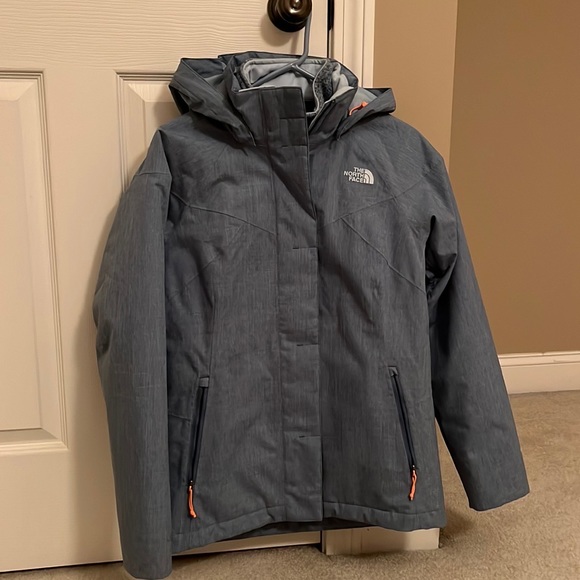 Women’s Small North Face 2-in-1 Jacket - Picture 1 of 6